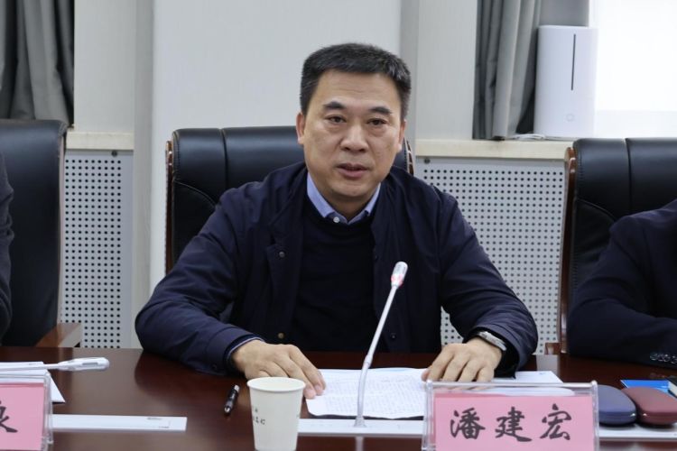 简篇-铁道运输专业委员会工作会议在我院顺利召开