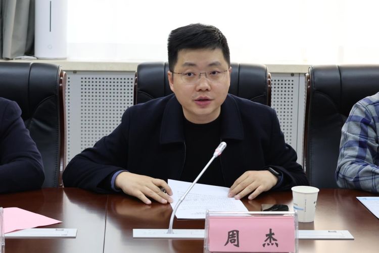 简篇-铁道运输专业委员会工作会议在我院顺利召开
